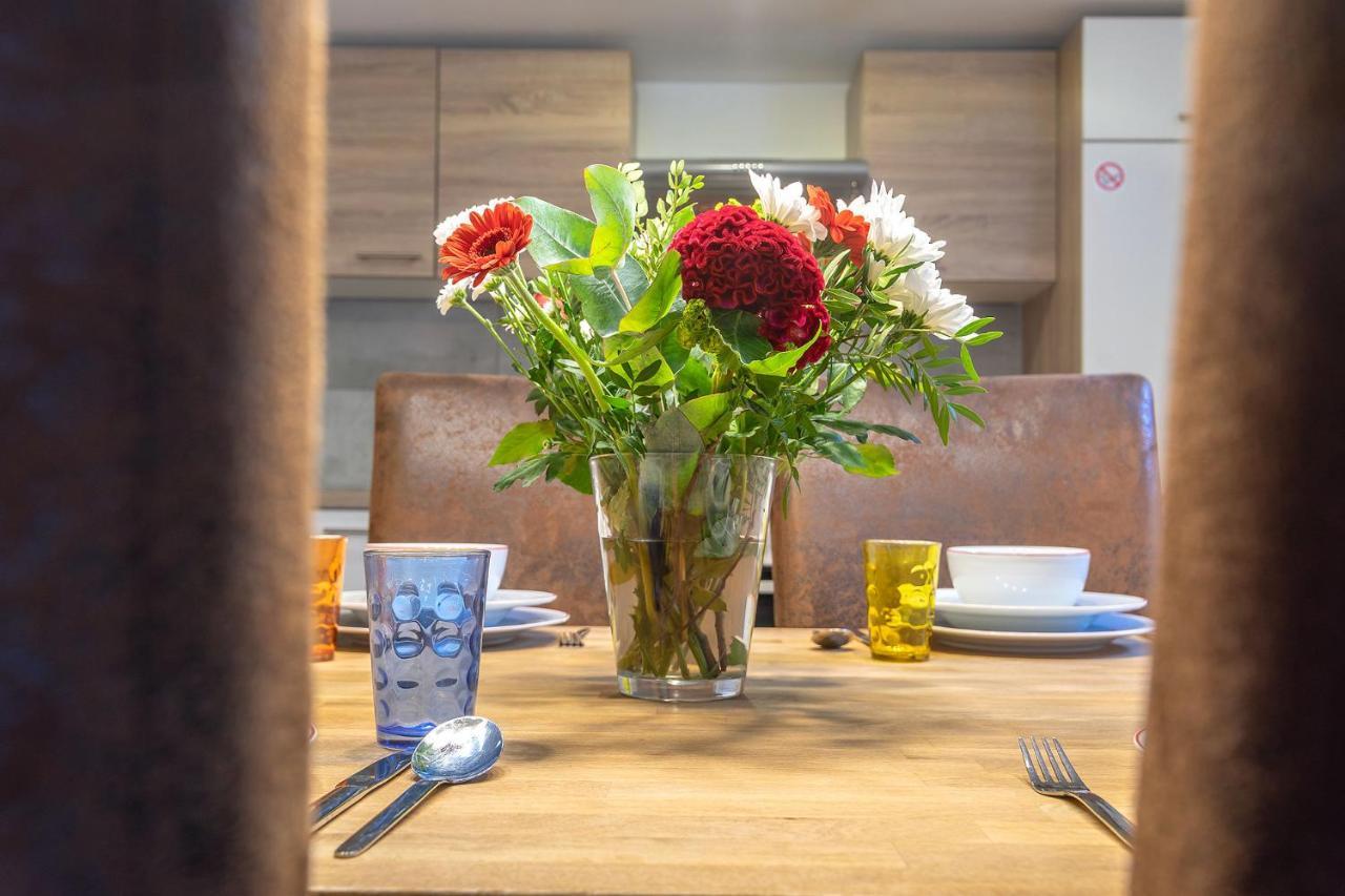 Alpen-Hostel - Apartment Talstation Mit Motorradvermietung Мемминген Экстерьер фото